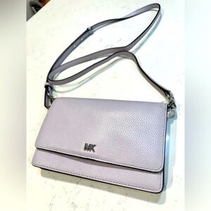 Michael Kors Lilac Pebbled Leather Wallet/Purse/Phone Case Crossbody